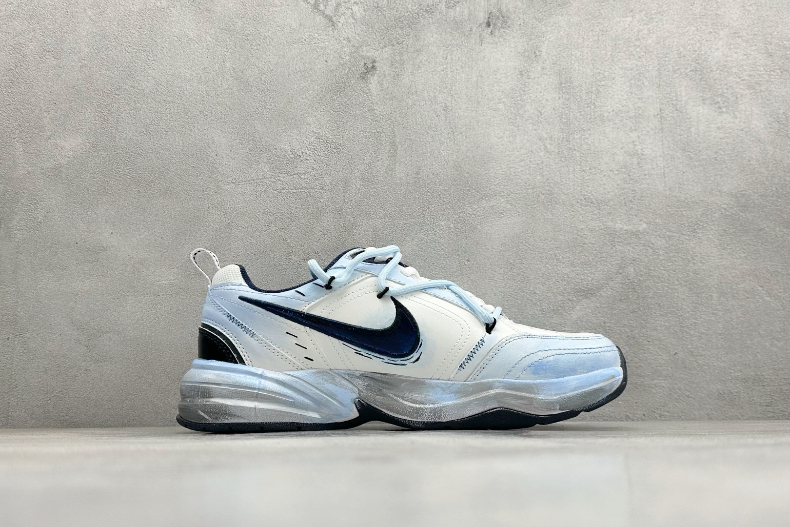 NK Air Monarch IV M2K 涂鸦复古潮流运动舒适老爹鞋 415445-102