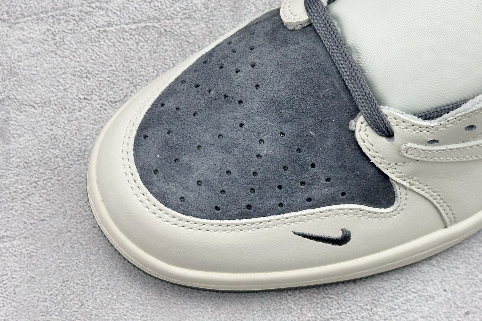 Air Jordan 1 Low AJ1 乔1 北面联名 高端定制 倒钩低帮复古篮球鞋 DM7866-126