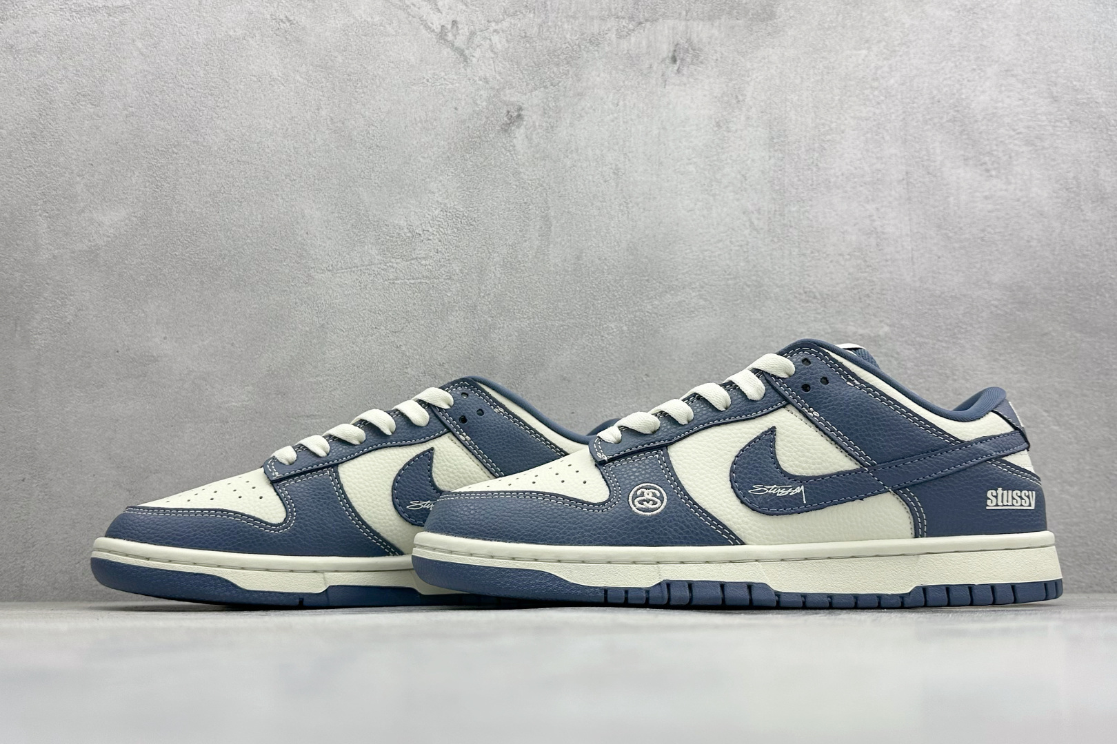 Nike SB Dunk Low 斯图西“联名——卡其绿” 高端定制 低帮休闲板鞋 YF9511-920