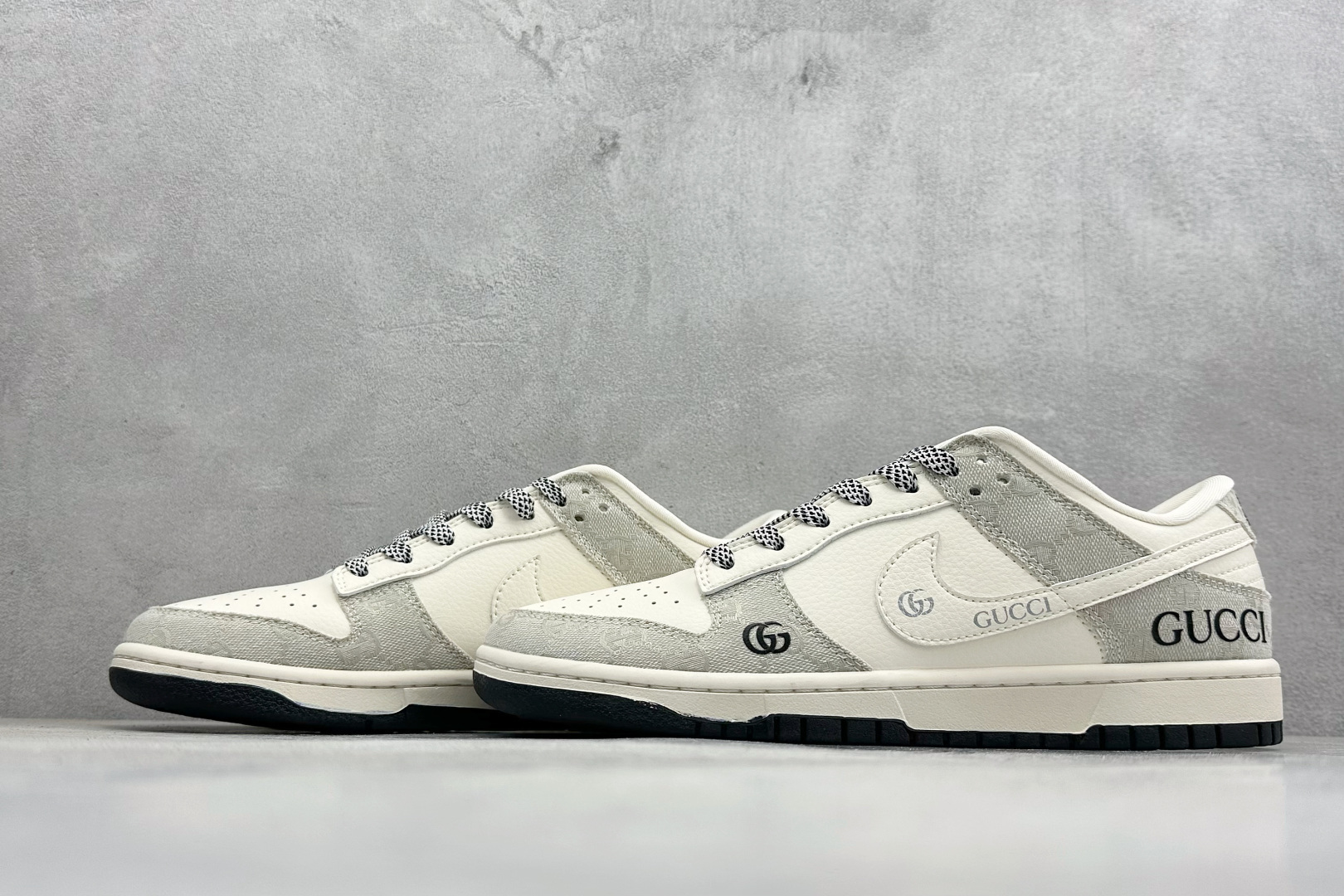 Nike SB Dunk Low 古驰联名 米黑牛仔布 周年高端定制 低帮休闲板鞋 JP1628-077