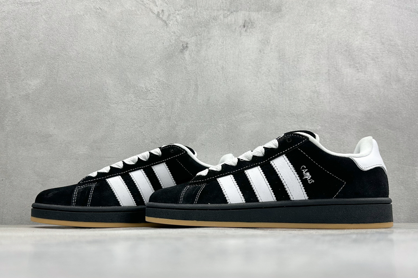 TAD Originals Campus 00s 学院系列面包风复古休闲运动板鞋 IG0792