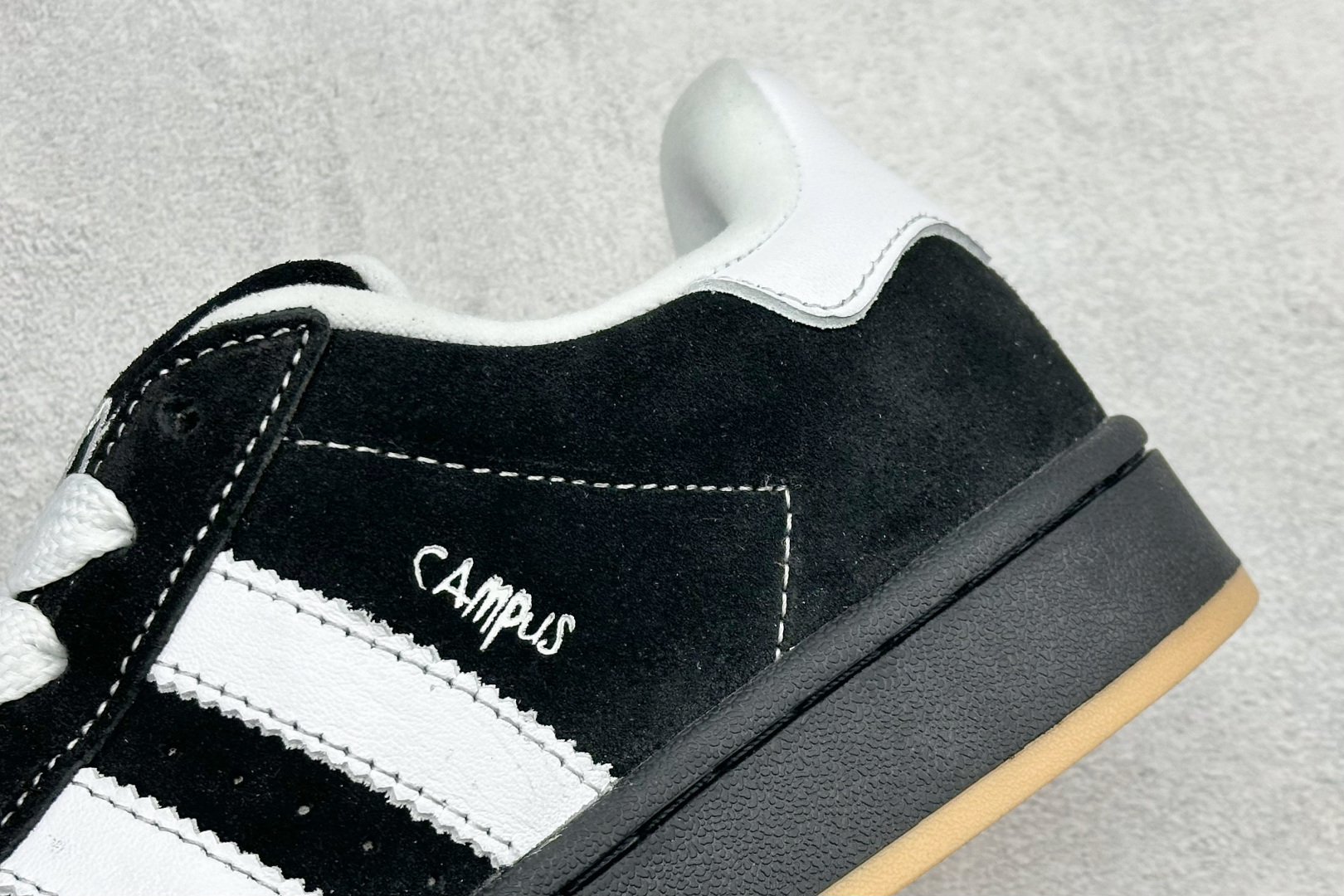 TAD Originals Campus 00s 学院系列面包风复古休闲运动板鞋 IG0792