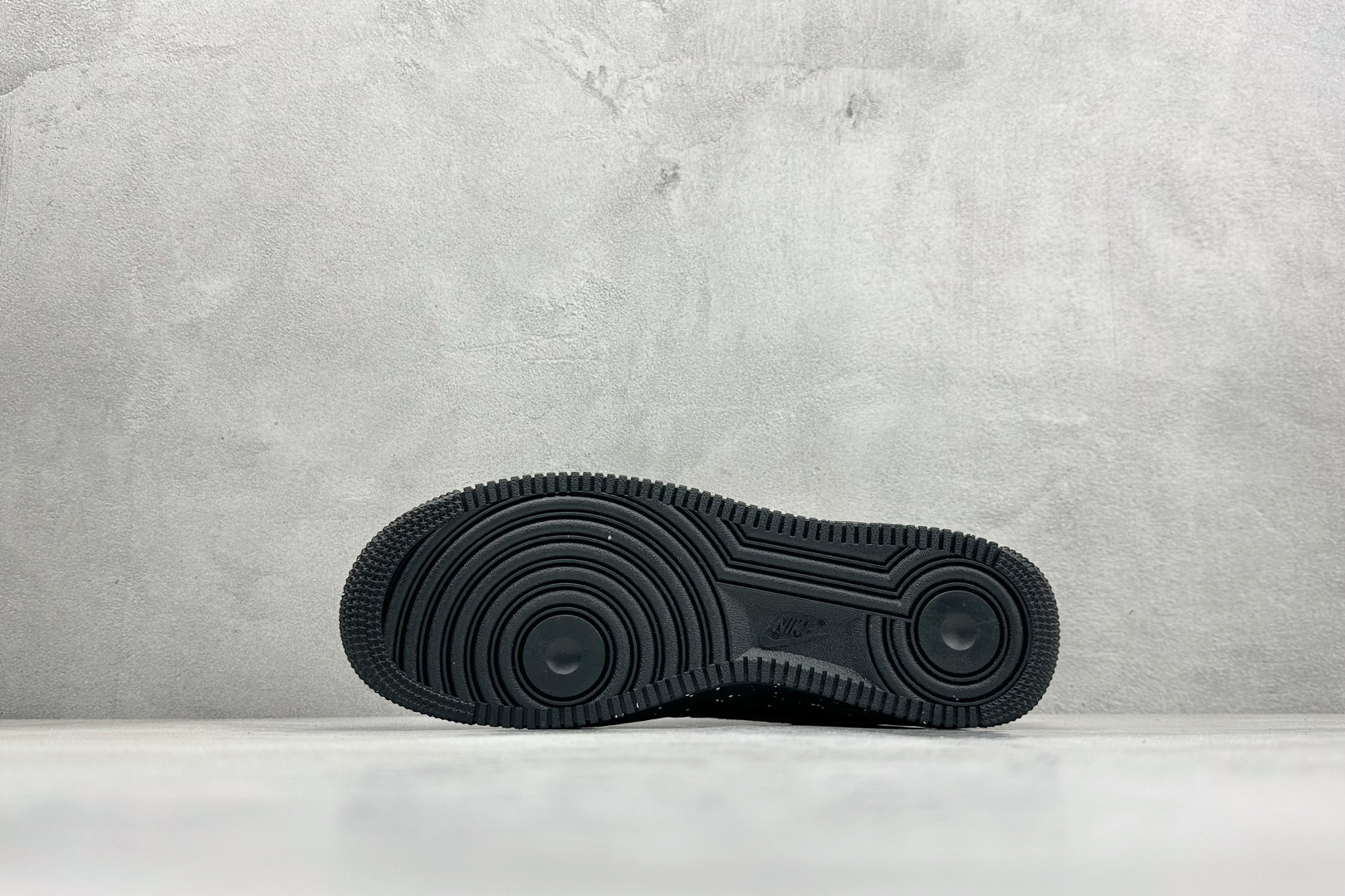 SC版Nike Air Force 1'07 Low 联名 墨黑星点 空军一号低帮休闲板鞋 NH0601-586