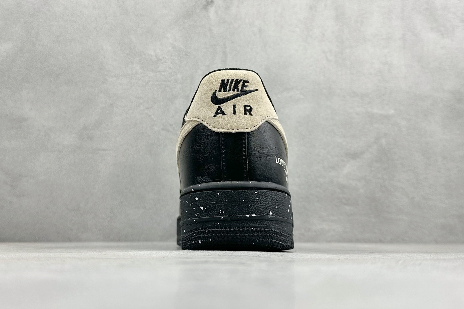 SC版Nike Air Force 1'07 Low 联名 墨黑星点 空军一号低帮休闲板鞋 NH0601-586