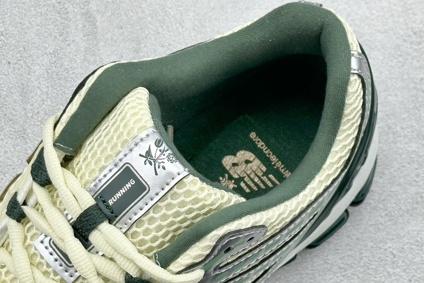 GS版New Balance NB1906 新百伦系列复古老爹风休闲运动慢跑鞋 M1906RL1