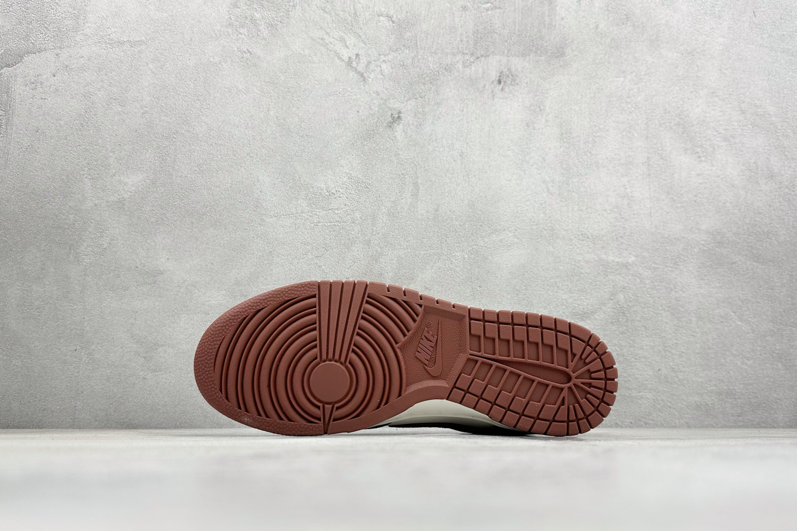 CS版Nike SB Dunk Low 马年 深棕白 低帮休闲板鞋 IB4417-104