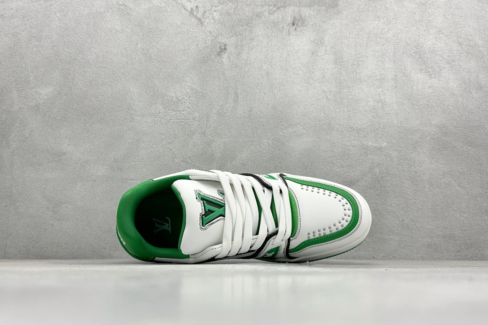 YS纯原广奢高端货 LOUIS VUITT路易威登 LV Trainer 绿色