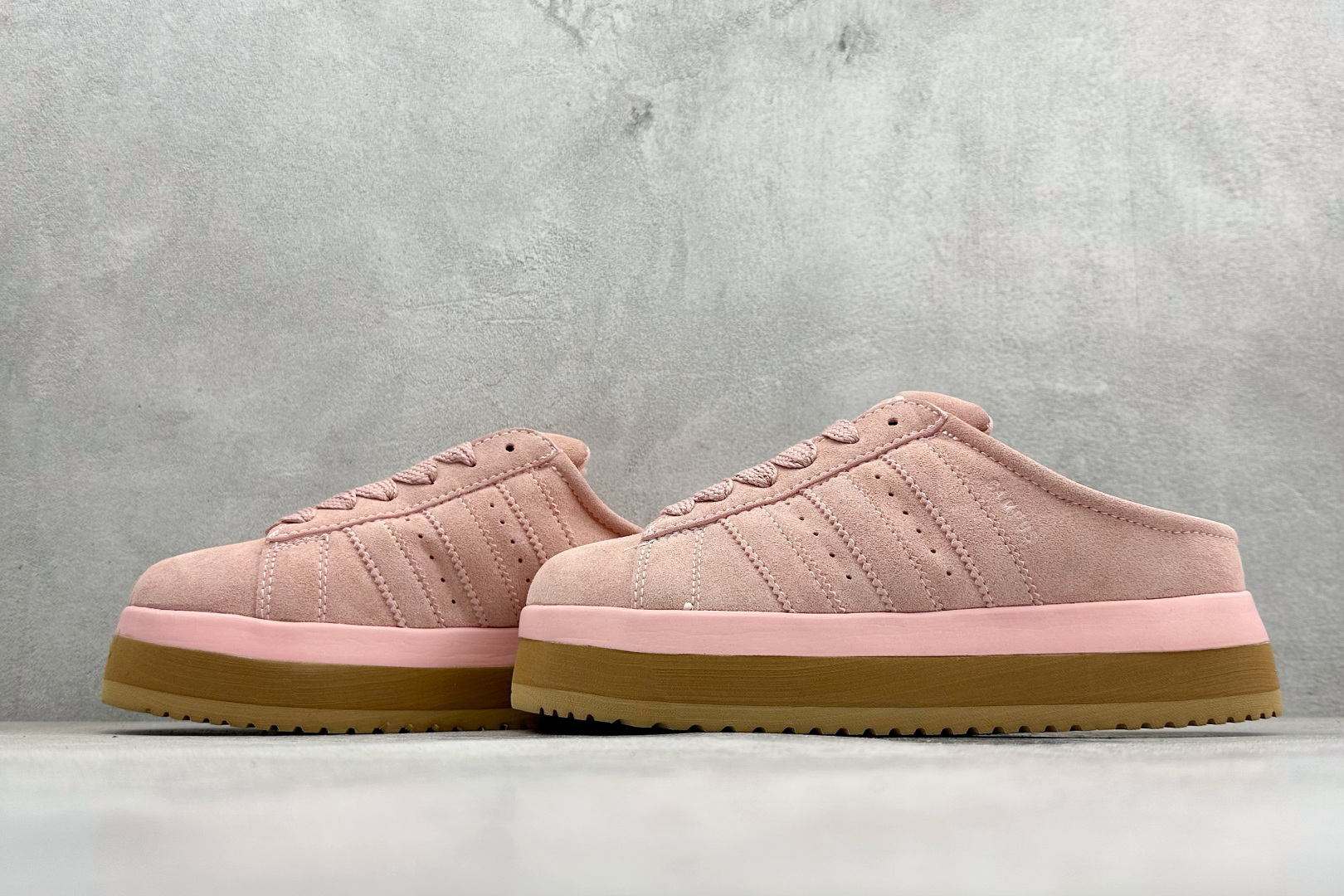 AdidCAMPUS 00s WTR LO W 阿迪系列面包风经典复古低帮百搭休闲加绒半拖 JR3238