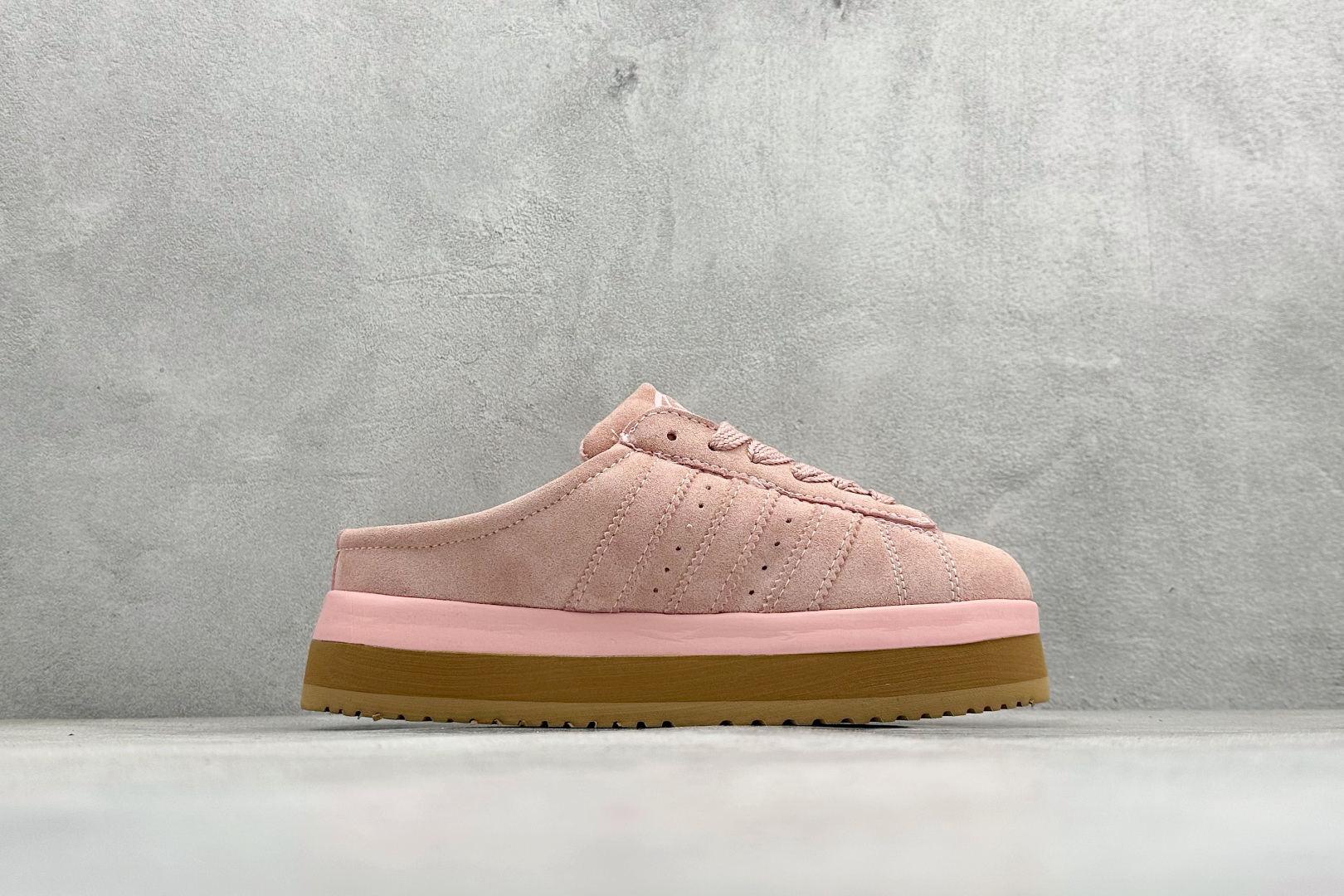 AdidCAMPUS 00s WTR LO W 阿迪系列面包风经典复古低帮百搭休闲加绒半拖 JR3238