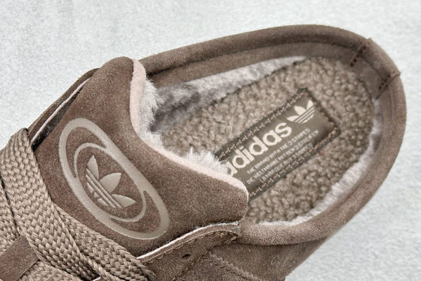 AdidCAMPUS 00s WTR LO W 阿迪系列面包风经典复古低帮百搭休闲加绒半拖 JR3731