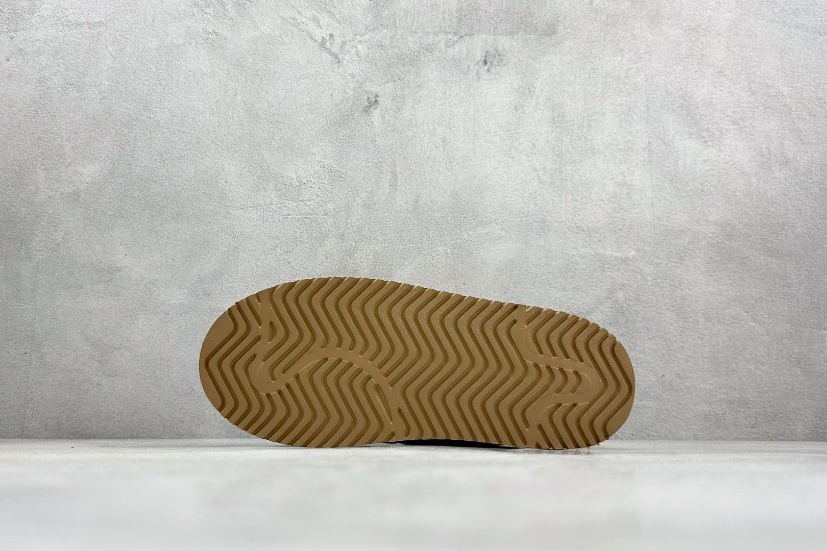 AdidCAMPUS 00s WTR LO W 阿迪系列面包风经典复古低帮百搭休闲加绒半拖 JR3732