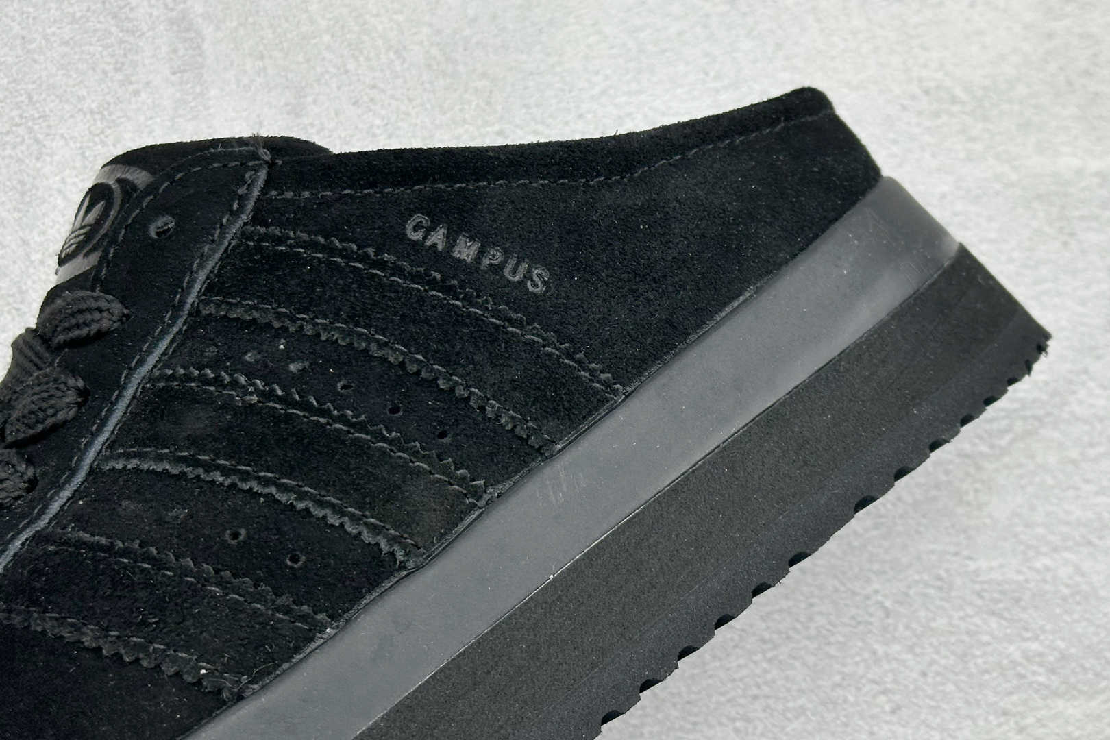 AdidCAMPUS 00s WTR LO W 阿迪系列面包风经典复古低帮百搭休闲加绒半拖 JR3733