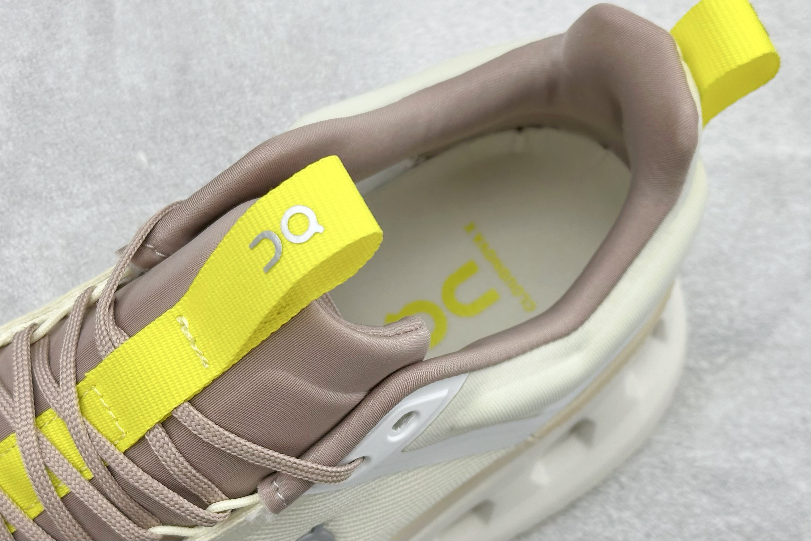 XD版 Cloudzone X 昂跑舒适百搭防滑耐磨 低帮休闲跑步鞋 3ME30413569