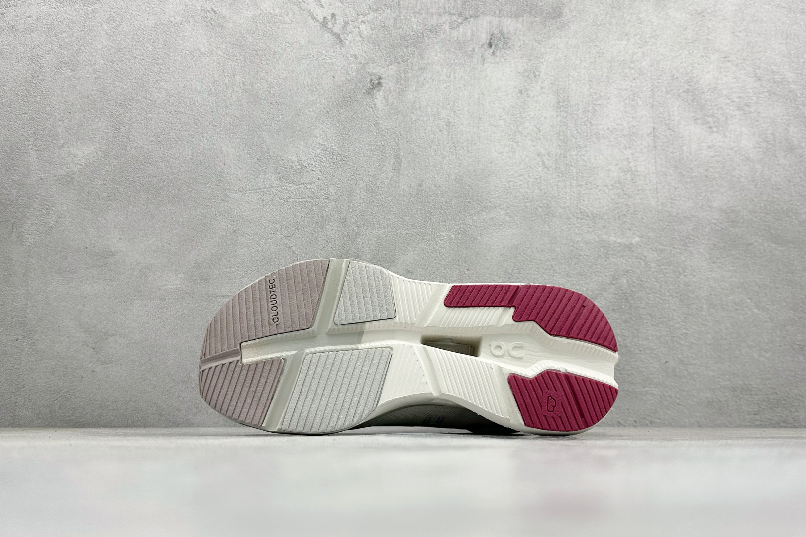 XD版 Cloudzone X 昂跑舒适百搭防滑耐磨 低帮休闲跑步鞋 3WE30413572