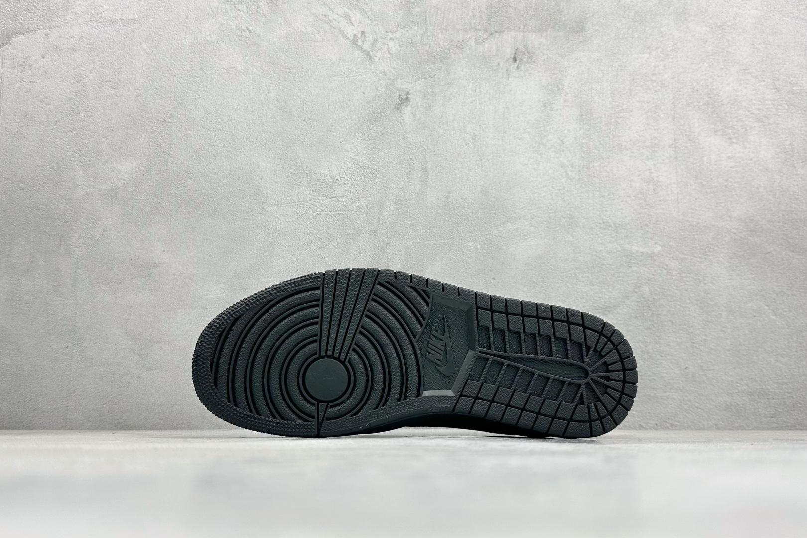 XC版Travis Scott x Fragment Design x Air Jordan 1 Low SP AJ1 乔1黑金 低帮文化休闲板鞋 DZ5899-043