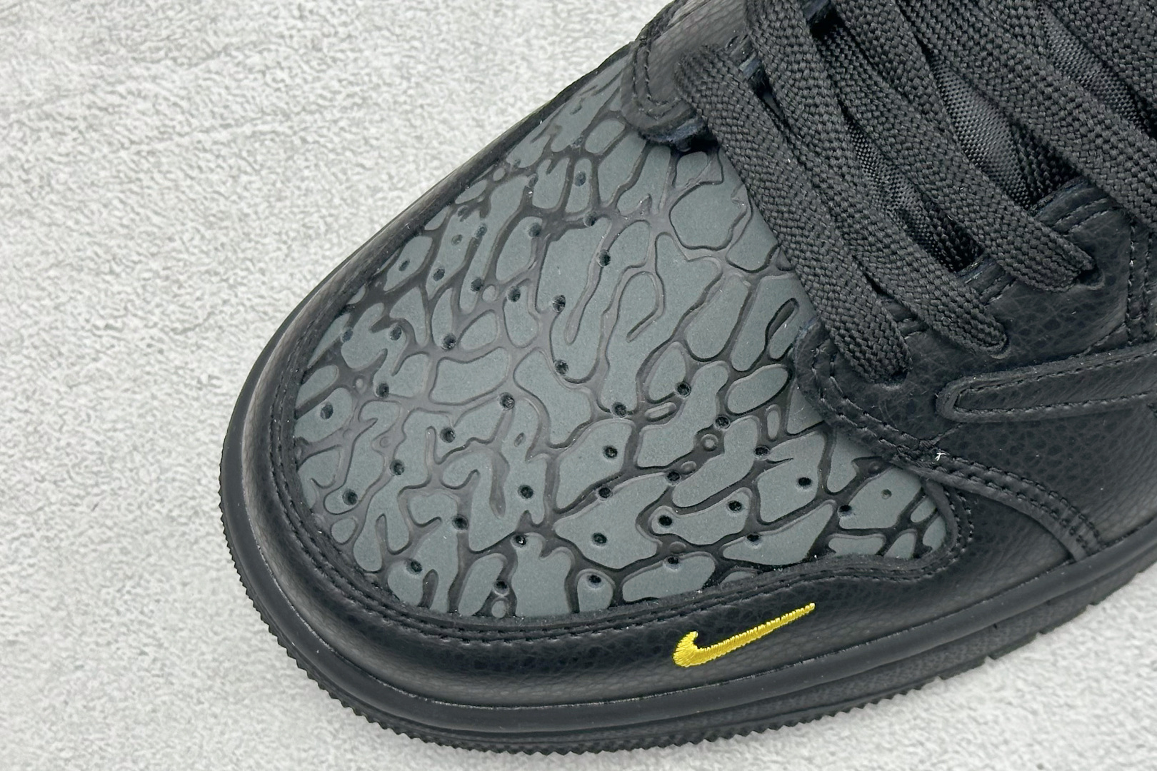 XC版Travis Scott x Fragment Design x Air Jordan 1 Low SP AJ1 乔1黑金 低帮文化休闲板鞋 DZ5899-043