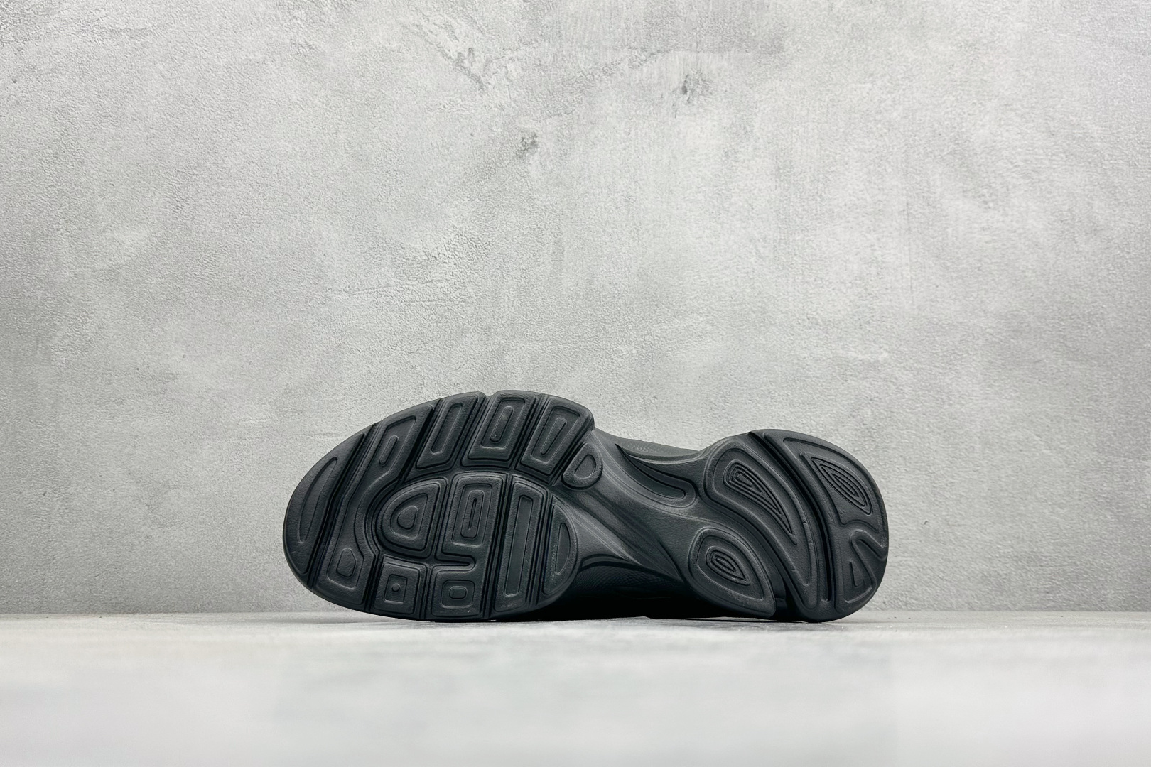 ECCO爱步跑步鞋百搭舒适 秋冬新款休闲运动鞋 875825