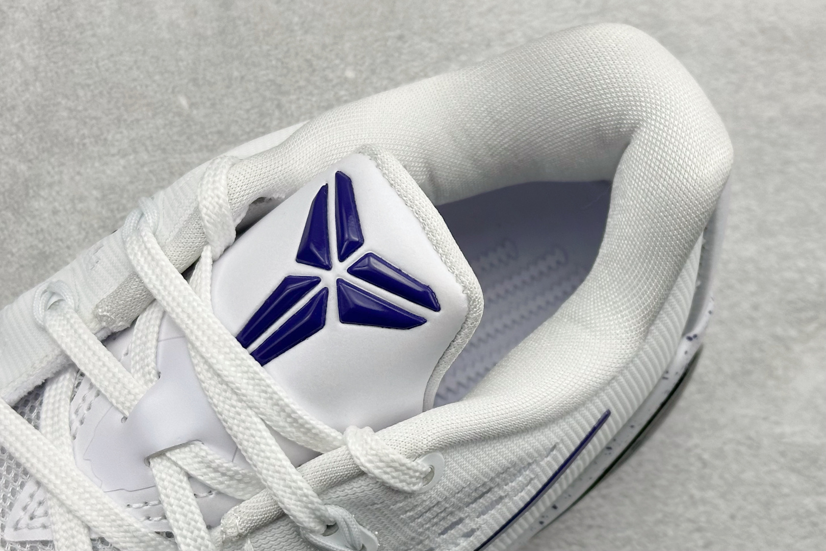 灭世Nike Kobe 9 Stitches Low 科比9代 实战篮球鞋 IH1401-100