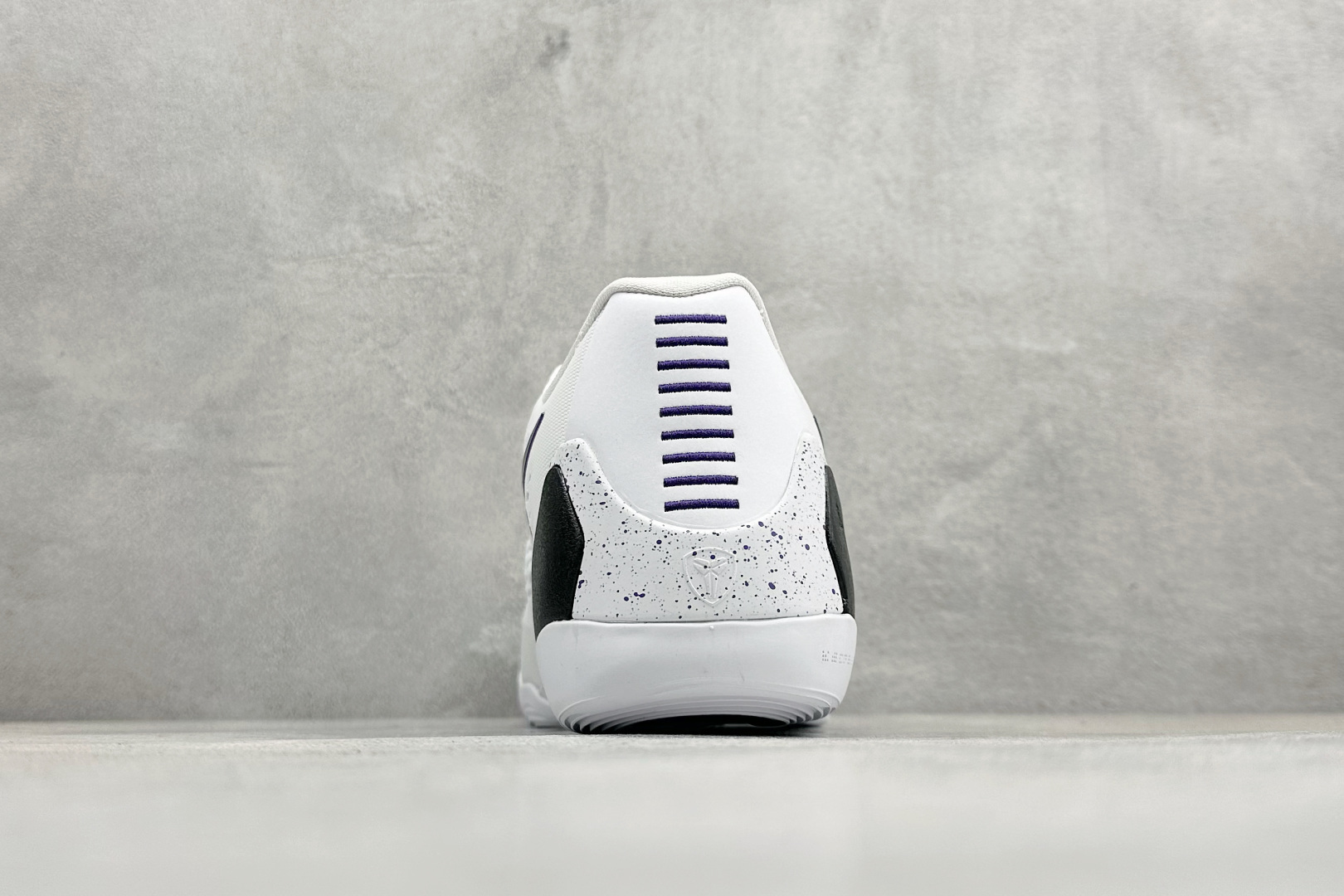 灭世Nike Kobe 9 Stitches Low 科比9代 实战篮球鞋 IH1401-100