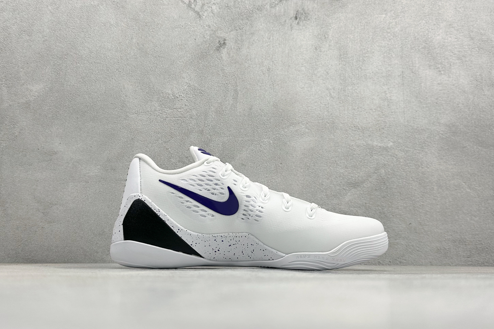 灭世Nike Kobe 9 Stitches Low 科比9代 实战篮球鞋 IH1401-100