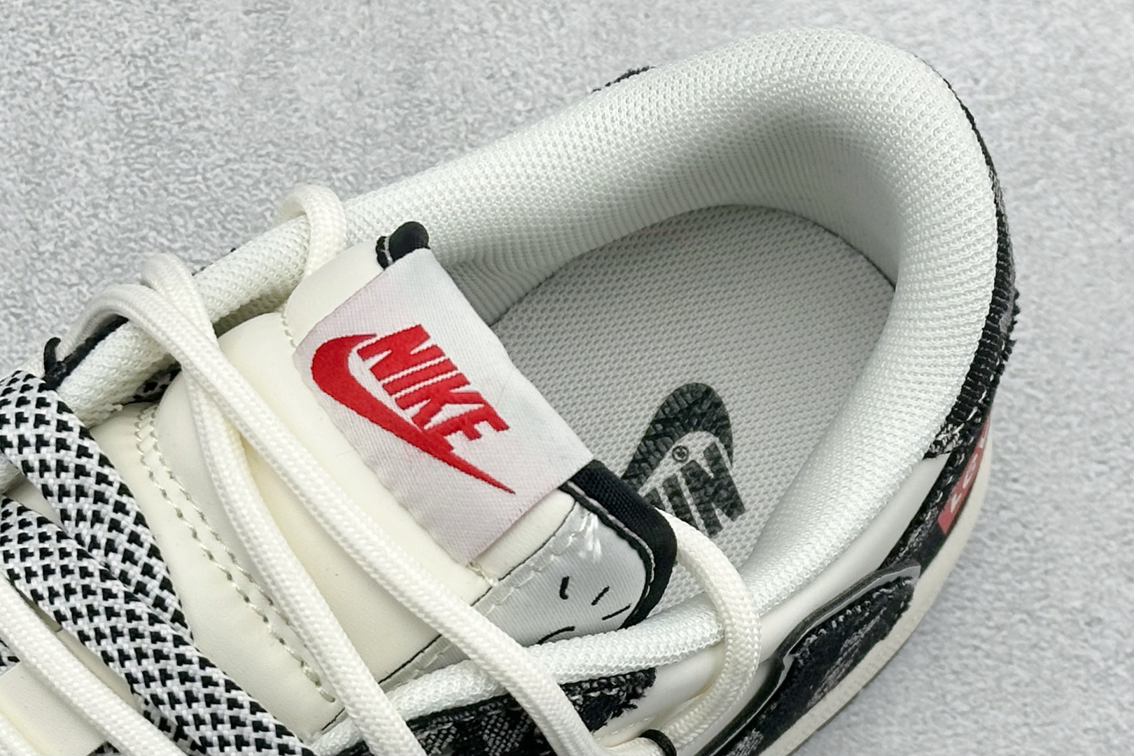 Travis Scott x Fragment Design x Jordan Air Jordan 1 Low SP 李维斯联名——“米白黑帆布绑带” HT5088-600