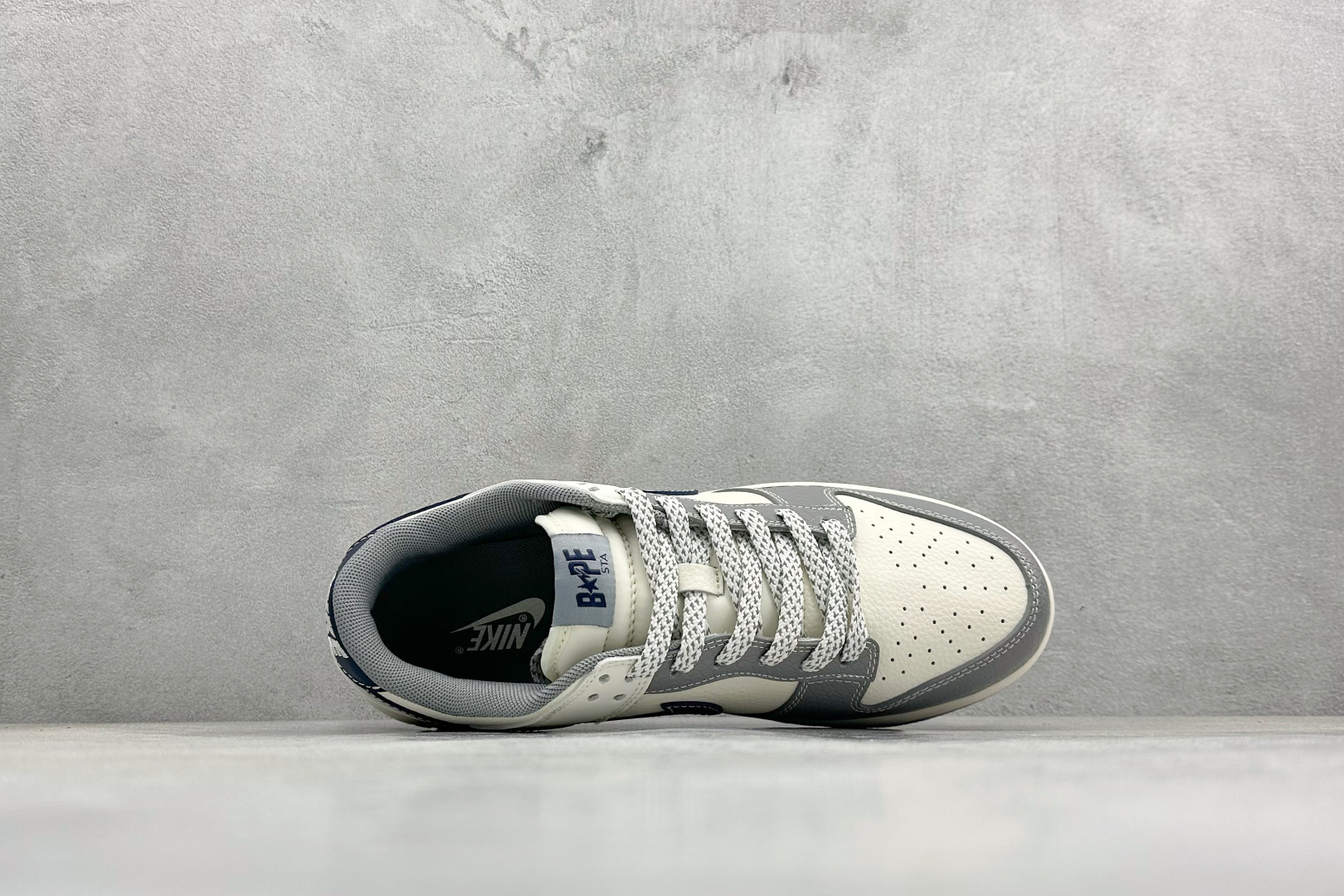 Nike SB Dunk Low“ 猿人头联名—米灰黑” 周年高端定制 低帮休闲板鞋 JP1628-036