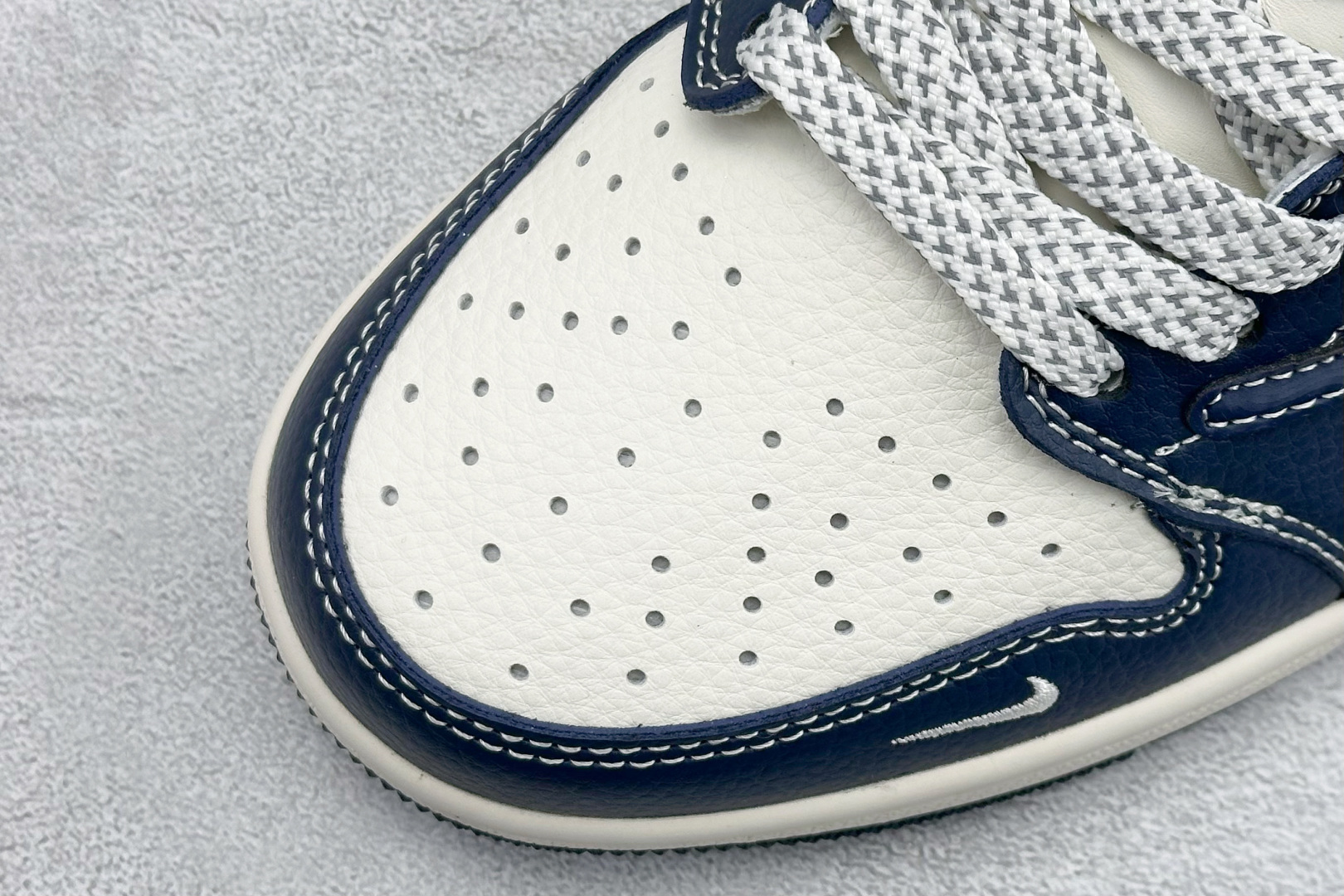 Air Jordan 1 Low AJ1 乔1 巴宝莉联名 高端定制 倒钩低帮复古篮球鞋HS1239-002