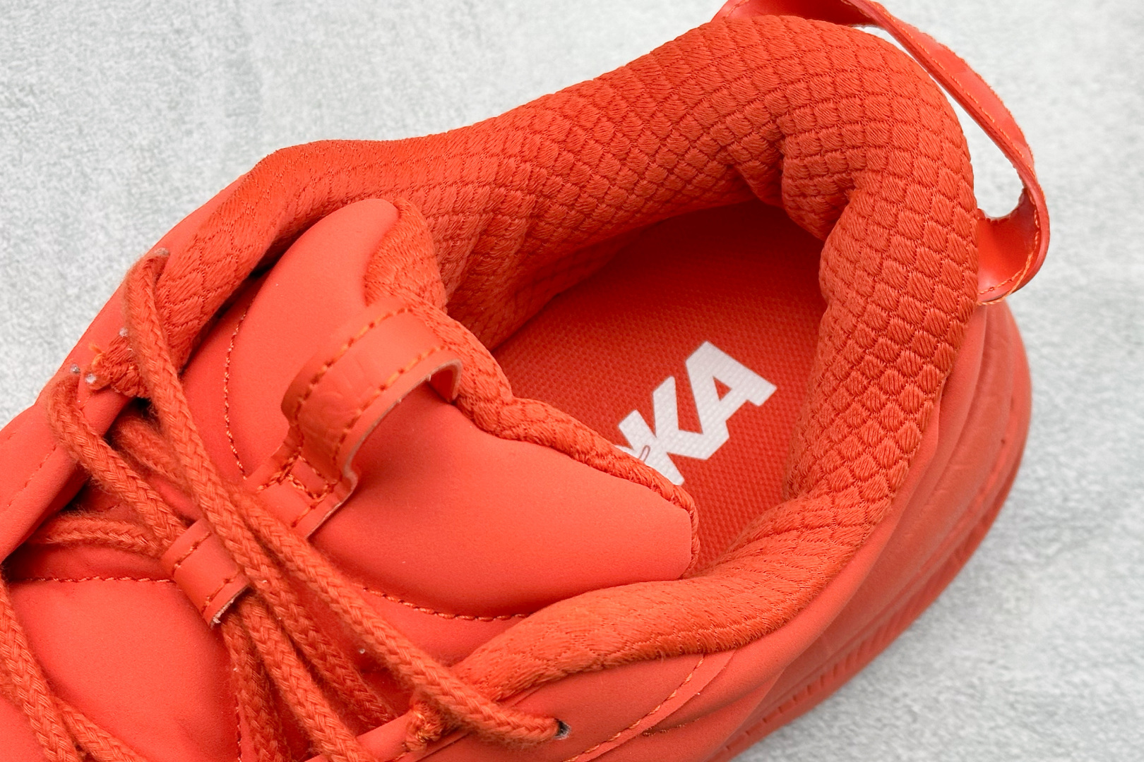 MARNI x Hoka One One Bondi B3LS 红色 跨界联名低帮户外越野面包跑步鞋 1170631-PNCN