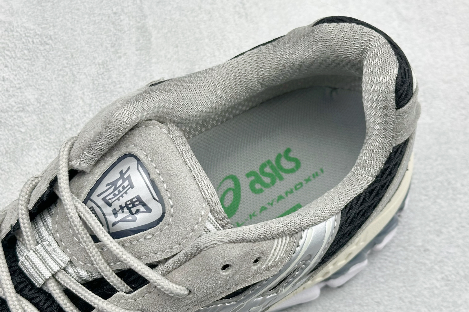 CH版Asics Gel-Kayano 12.1 亚瑟士 运动休闲透气专业跑鞋 1203A846-020