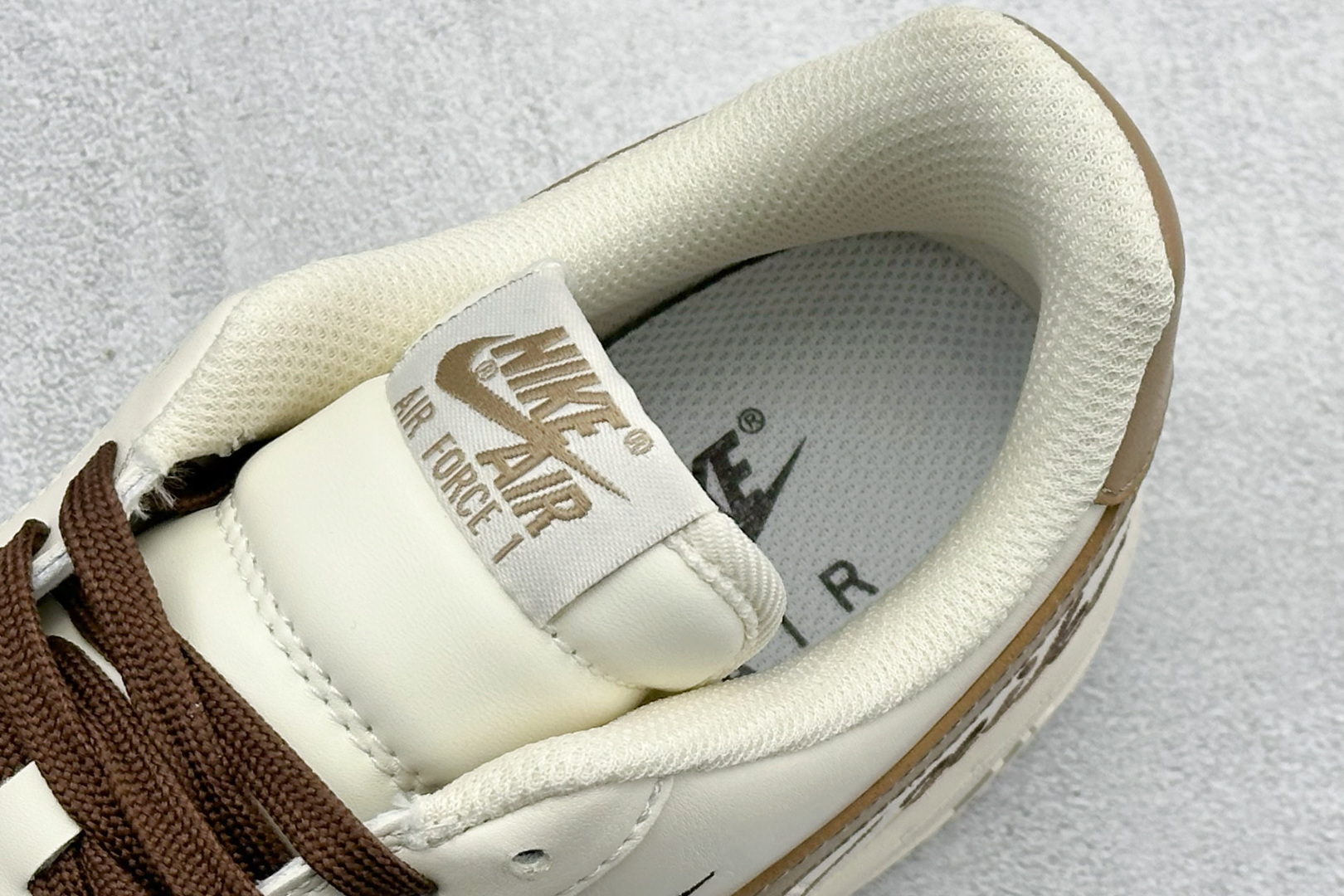SC版Nike Air Force 1'07 Low 奶咖白棕三小勾 空军一号低帮休闲板鞋 NH0601-584