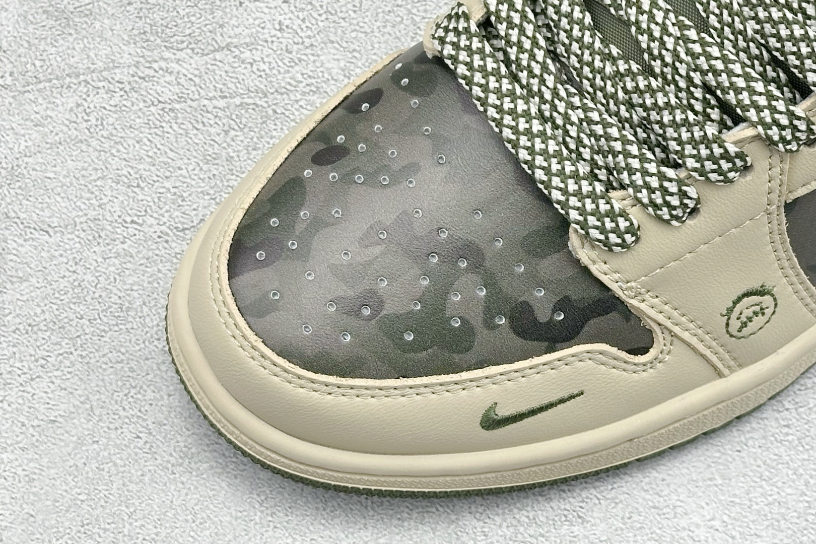 XC版Air Jordan 1 Low x 北面 x CDG 联名 野性与潮流的碰撞 QG1988-017