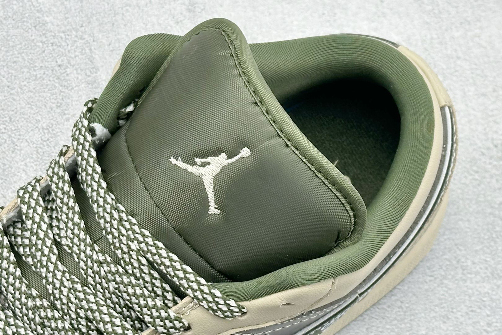 XC版Air Jordan 1 Low x 北面 x CDG 联名 野性与潮流的碰撞 QG1988-017