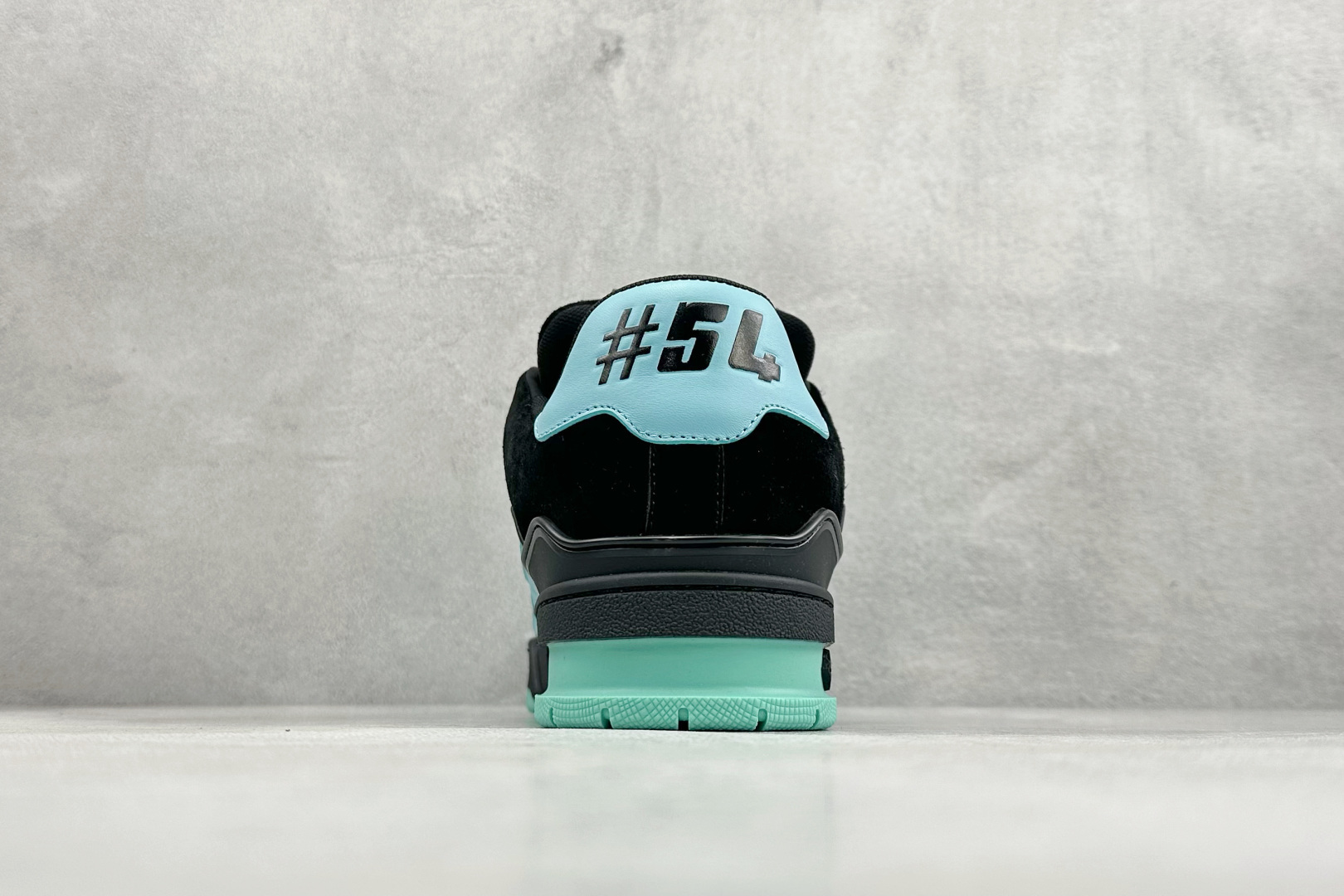 YS纯原LOUIS VUITTTrainer 牛皮革 鳄鱼皮 系带平跟 低帮 板鞋 男款 蓝黑色