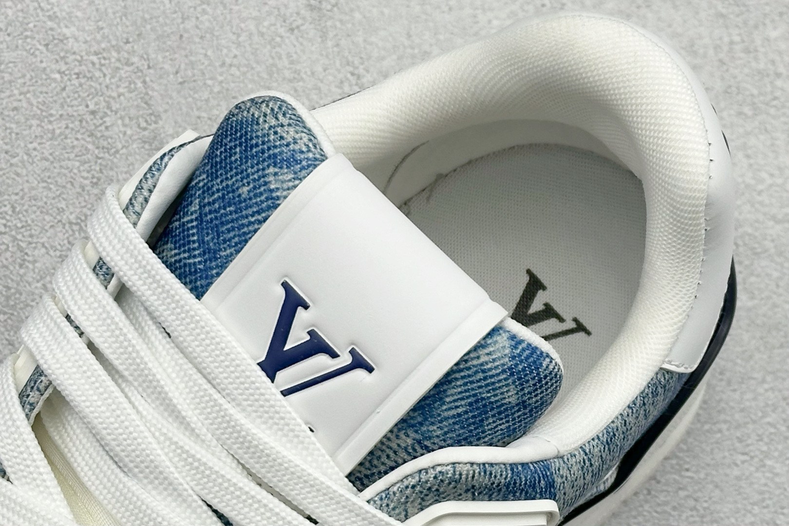 YS纯原LOUIS VUITTTrainer 牛仔布 厚底系带 低帮 板鞋 蓝色