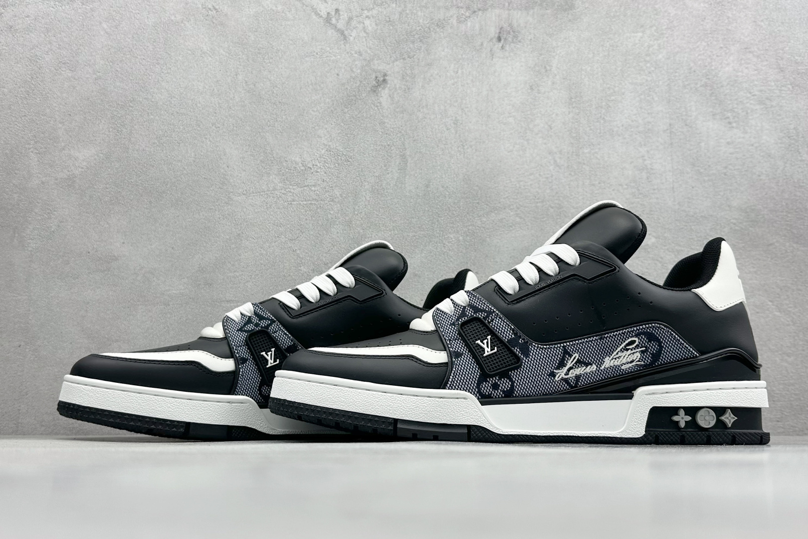 YS纯原LOUIS VUITTTrainer 织物牛皮革 提花拼接 低帮 板鞋 男款 黑色
