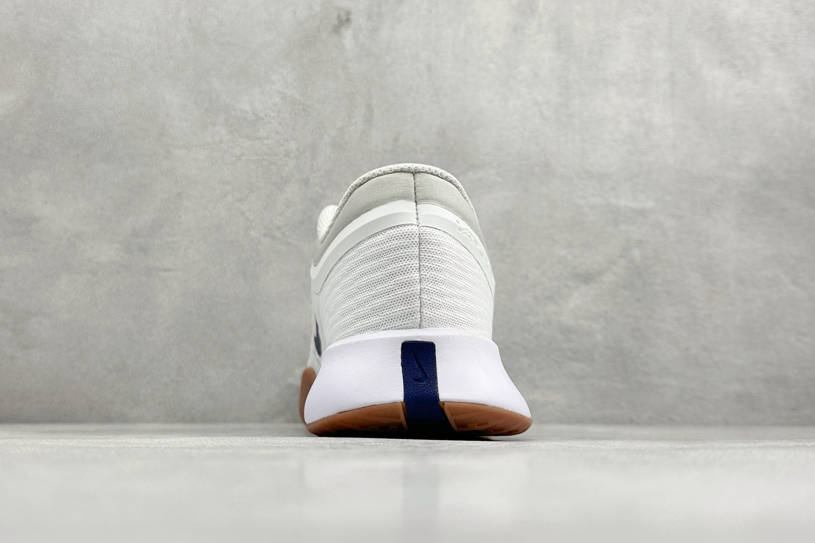 Nike M ZOOM VAPOR PRO 3 舒适百搭减震低帮网球鞋 FZ2161-100