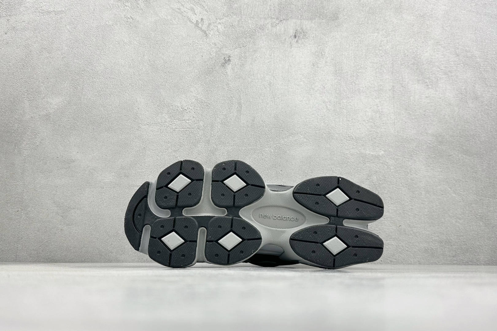 New Balance NB9060系列 复古休闲运动慢跑鞋 U9060ORA-莆田鞋,莆田鞋货源,高仿鞋,高仿鞋货源,安福档口,莆田高仿鞋,莆田鞋批发,高仿鞋批发,莆田高仿运动鞋,高仿运动鞋,莆田运动鞋 New Balance NB9060系列 复古休闲运动慢跑鞋 U9060ORA