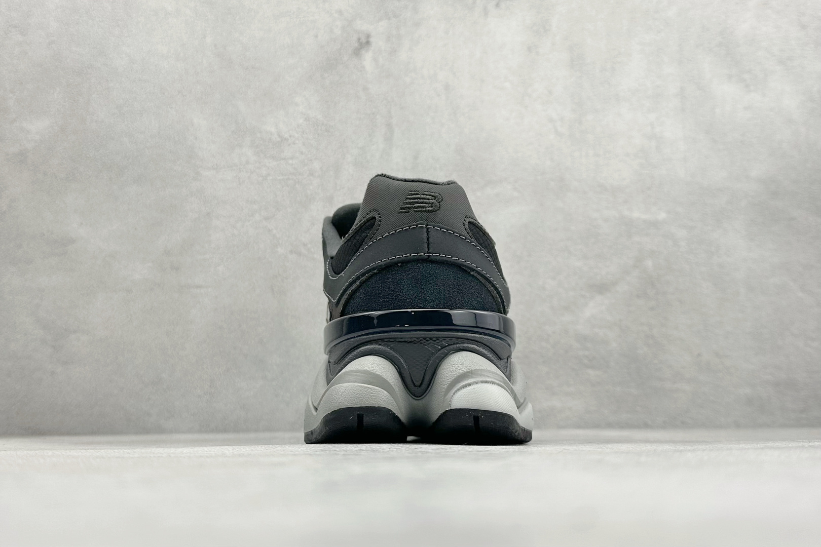 New Balance NB9060系列 复古休闲运动慢跑鞋 U9060ORA-莆田鞋,莆田鞋货源,高仿鞋,高仿鞋货源,安福档口,莆田高仿鞋,莆田鞋批发,高仿鞋批发,莆田高仿运动鞋,高仿运动鞋,莆田运动鞋 New Balance NB9060系列 复古休闲运动慢跑鞋 U9060ORA