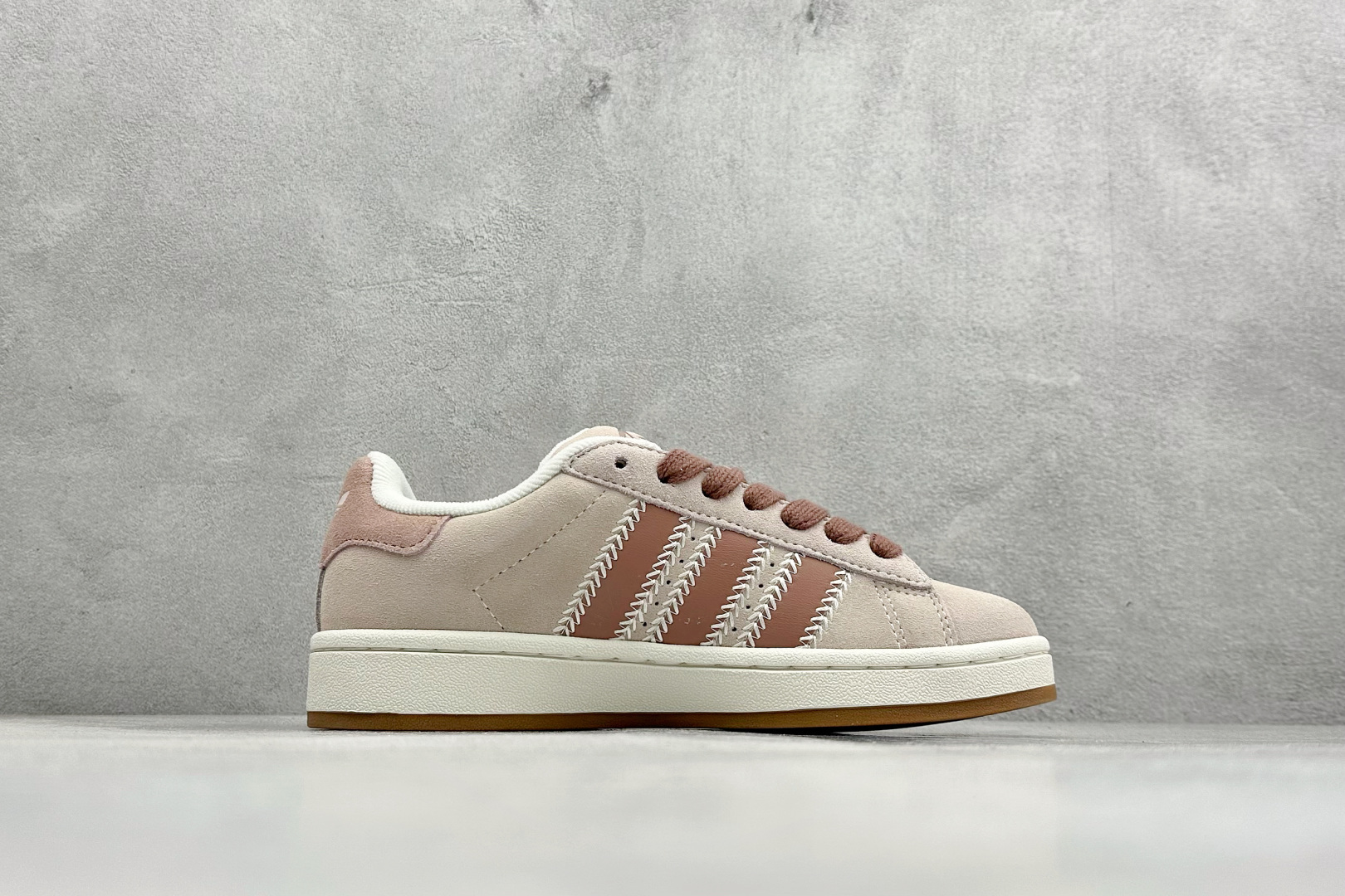 TAD Originals Campus 00s 学院系列面包风复古休闲运动板鞋 JQ5804