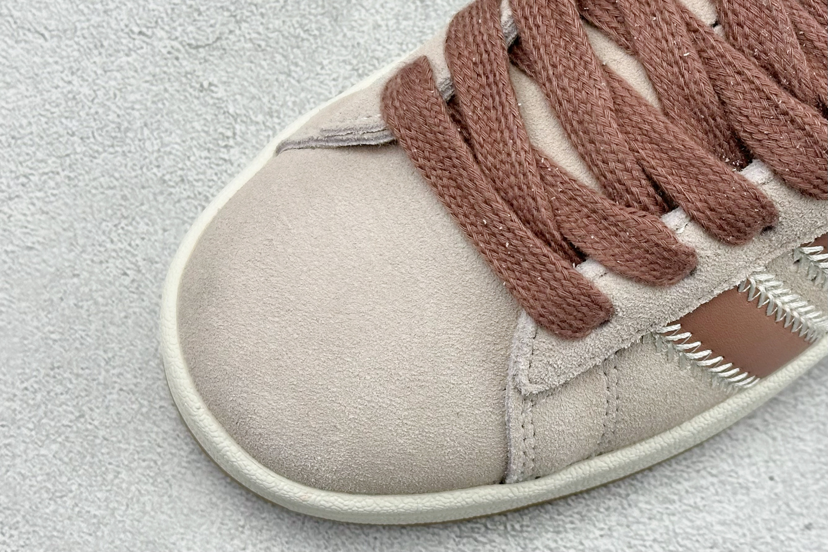 TAD Originals Campus 00s 学院系列面包风复古休闲运动板鞋 JQ5804