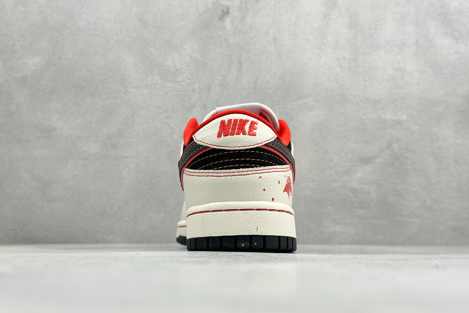 XC版Nike SB Dunk Low 马年限定 高端定制 低帮休闲板鞋 DG1988-013