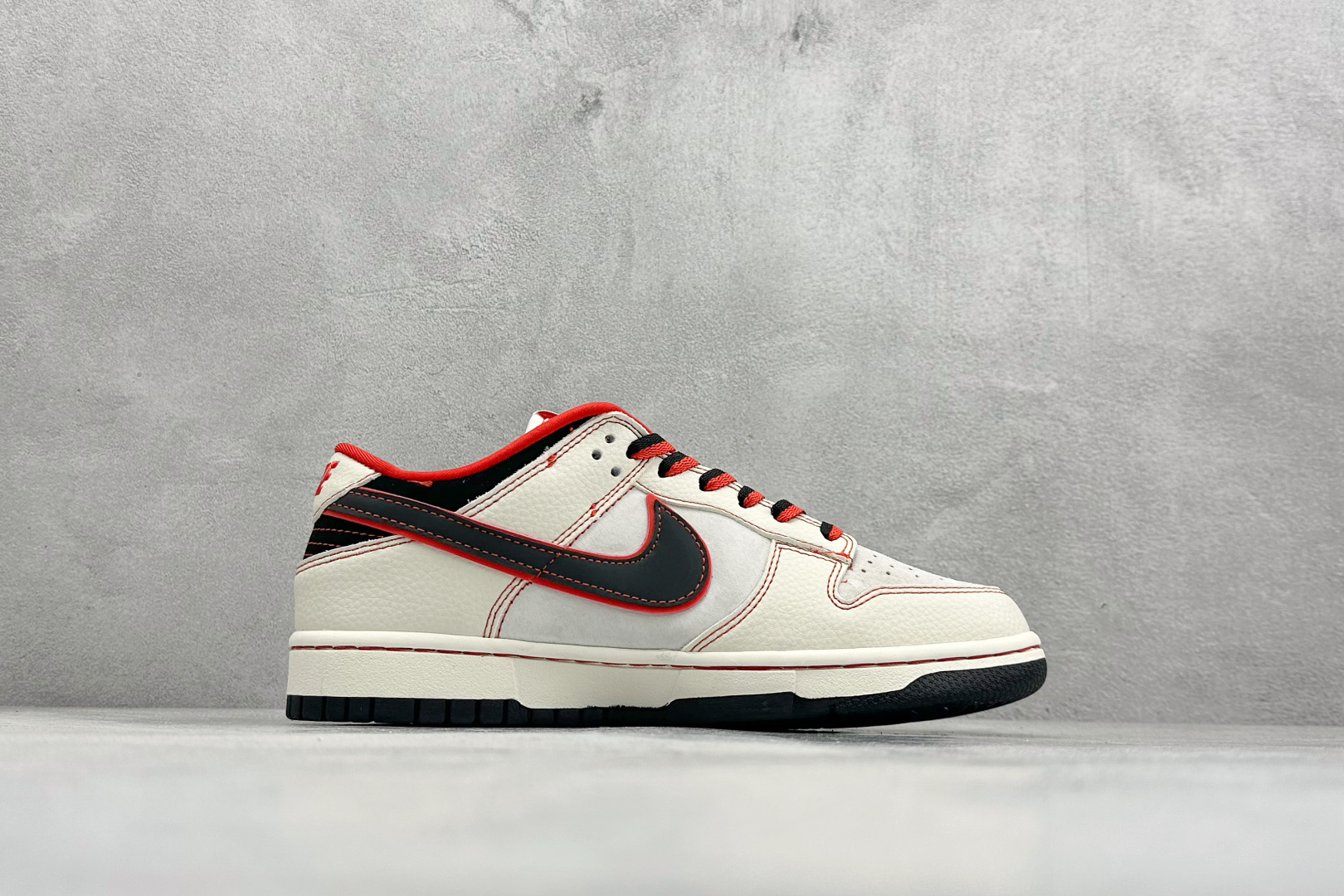 XC版Nike SB Dunk Low 马年限定 高端定制 低帮休闲板鞋 DG1988-013