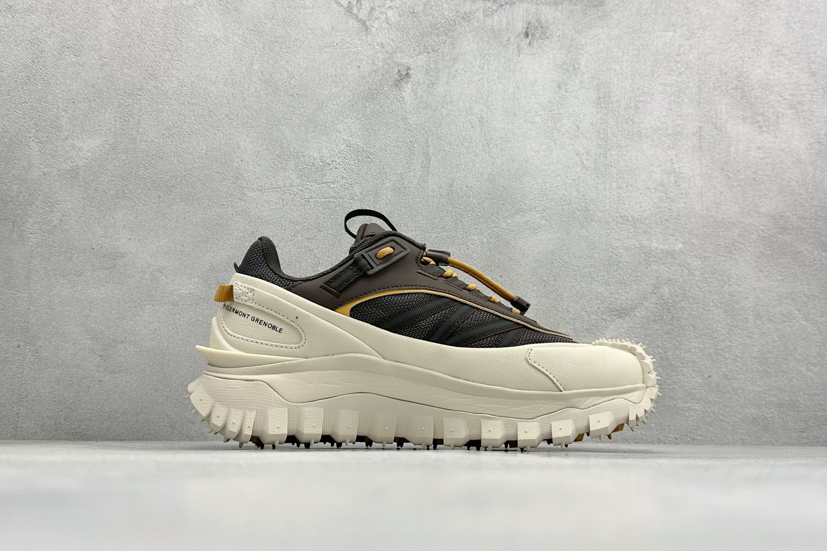 Moncler 蒙口 Trailgrip GTX 厚底系带耐磨低帮运动休闲鞋 K209A4M00330M7208P20