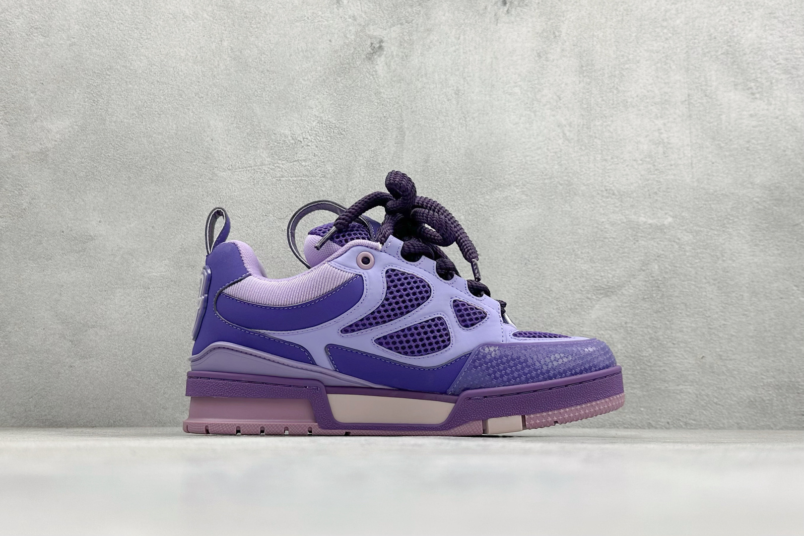 YS纯原LOUISVUITTONSkate小牛皮超大花朵印花低帮板鞋男女同款紫色