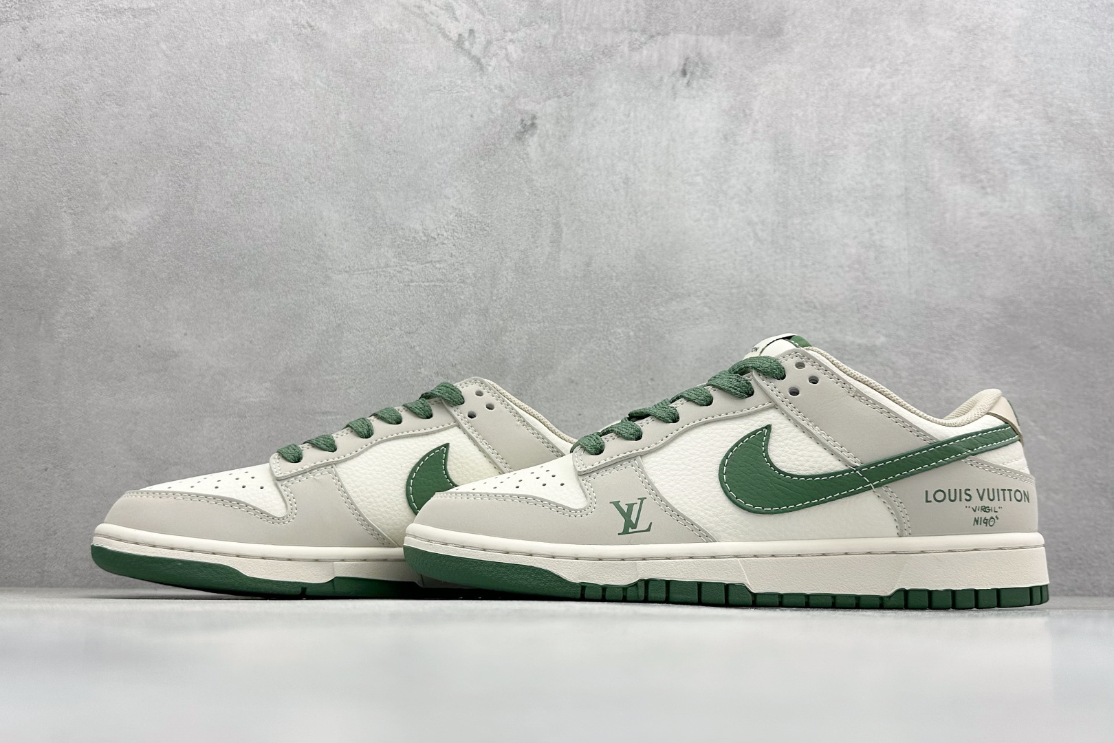 Nike SB Dunk Low LV联名 米灰军绿 周年高端定制 低帮休闲板鞋 JP1628-001