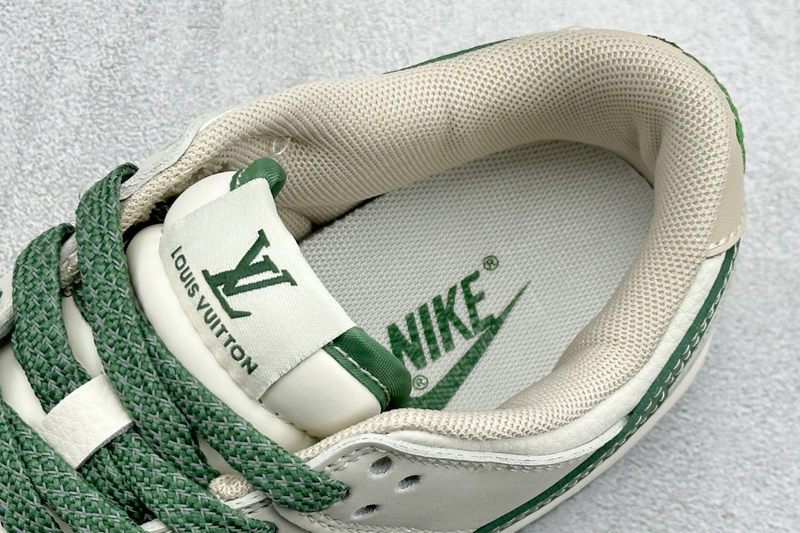 Nike SB Dunk Low LV联名 米灰军绿 周年高端定制 低帮休闲板鞋 JP1628-001