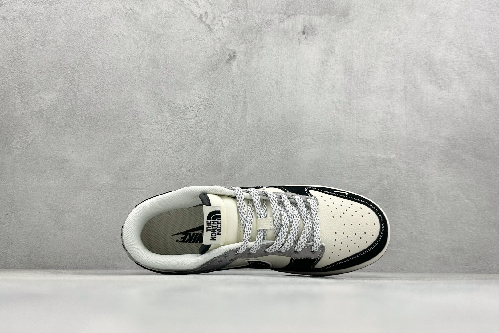 Nike Dunk Low Retro 北面联名 周年高端定制 低帮休闲板鞋 DN3168-010