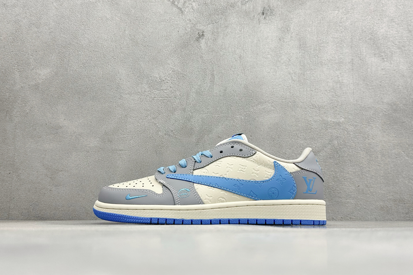 福利特价Air Jordan 1 Low AJ1 乔1 联名 高端定制 倒钩低帮复古篮球鞋#定制鞋盒 大