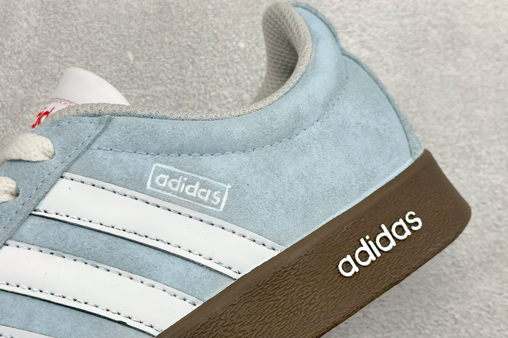 AdidVL COURT CLASSIC SHOES 运动休闲板鞋德训鞋 HQ1802