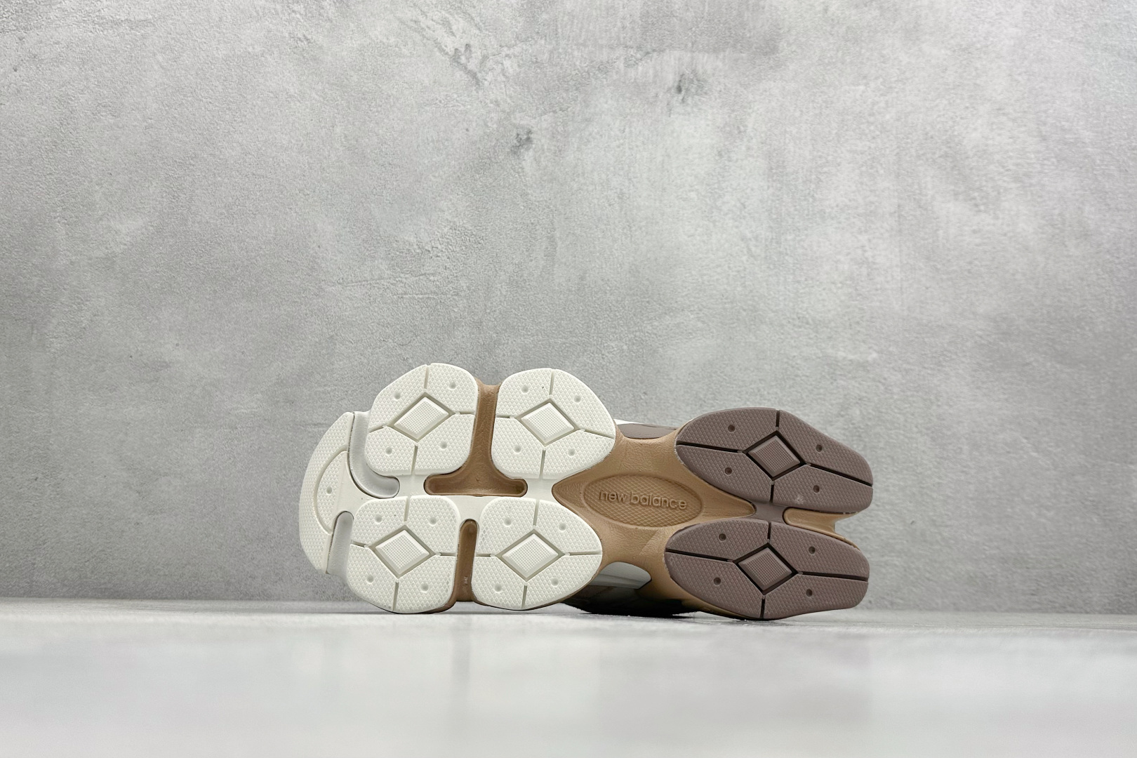 Joe Freshgoods x New Balance NB9060 联名款 复古休闲运动慢跑鞋 U9060ETN